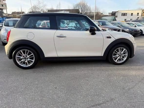 MINI Cooper 1.5D Régulateur de vitesse DAB Navigateur