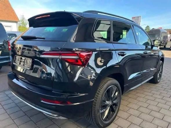 Skoda Karoq Sportline 4x4 DSG Leder Navi