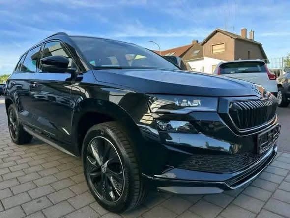 Skoda Karoq Sportline 4x4 DSG Leder Navi