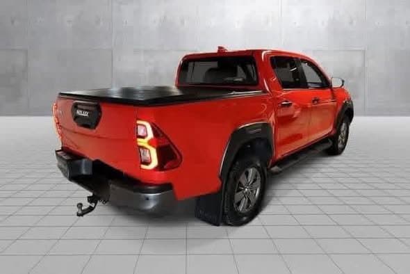 Toyota Hilux 2.8 D-Cab 4WD SR+ Inv. X