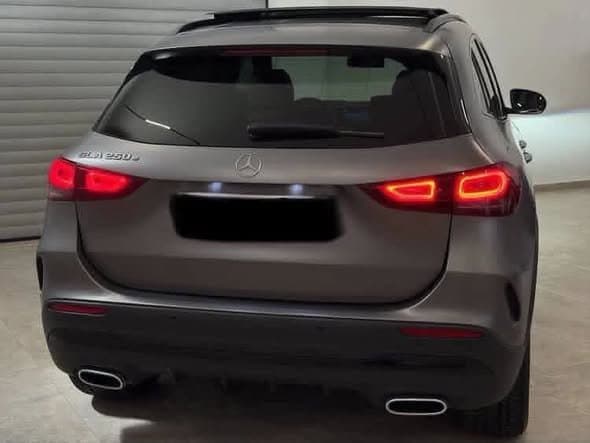 Mercedes-Benz GLA 250e EQ Power AMG Line