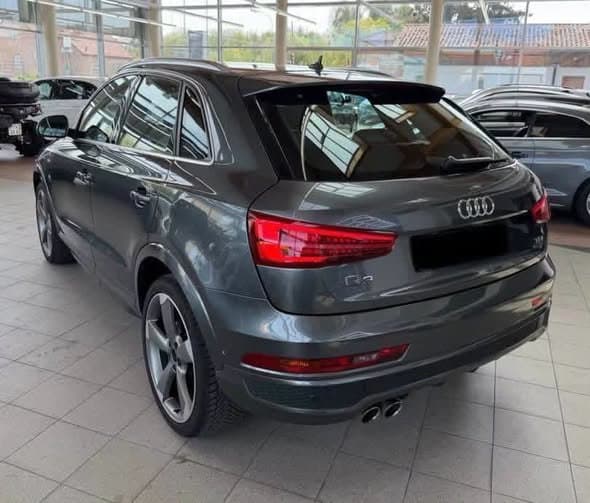 Audi Q3 2.0TDI S-Tronic Quattro 3x S-Line Kamera