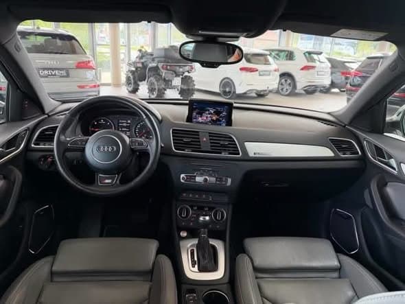 Audi Q3 2.0TDI S-Tronic Quattro 3x S-Line Kamera