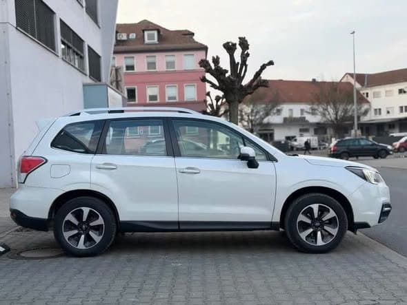 Subaru Forester AWD Exclusive Automatik Pano LED