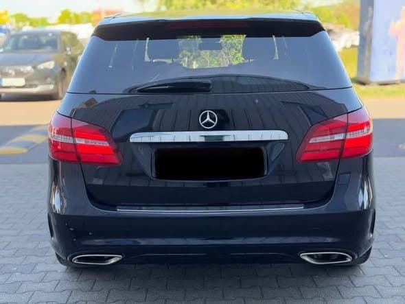 Mercedes-Benz B 200 7G-Tronic AMG Line Night Paket LED