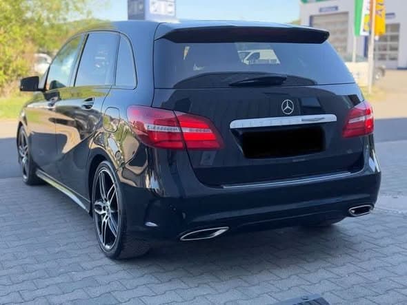 Mercedes-Benz B 200 7G-Tronic AMG Line Night Paket LED