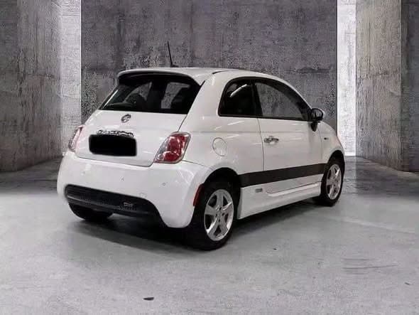 Fiat 500e DAB