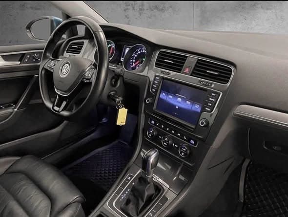 Volkswagen e-Golf 85kW Cuir Navi