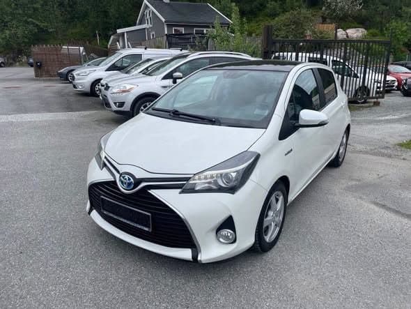 Toyota Yaris 1.4 TSI Confortline DSG