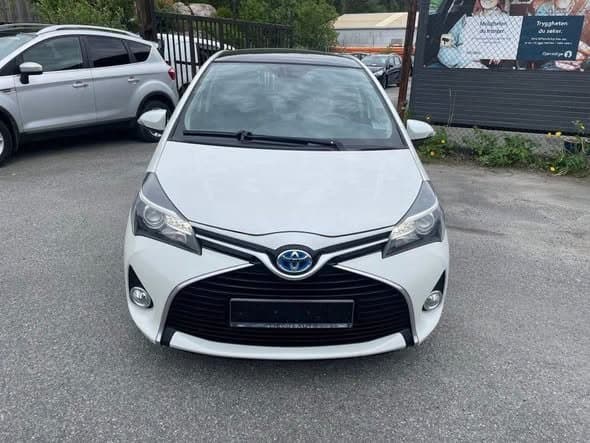 Toyota Yaris 1.4 TSI Confortline DSG