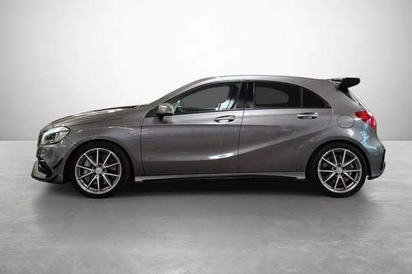 Mercedes-Benz A45 AMG 4Matic Panorámico LED