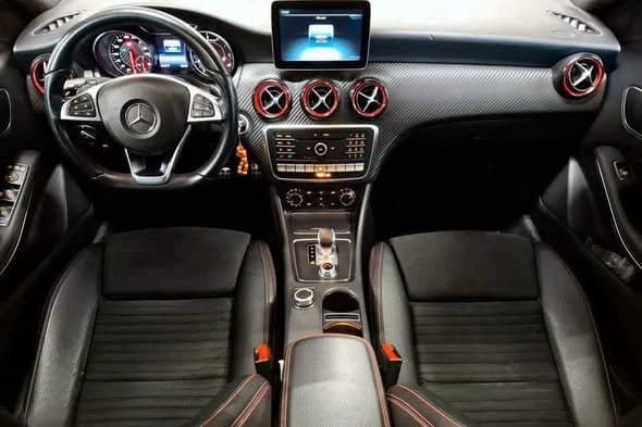 Mercedes-Benz A45 AMG 4Matic Panorámico LED