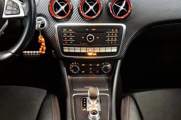 Mercedes-Benz A45 AMG 4Matic Panorámico LED