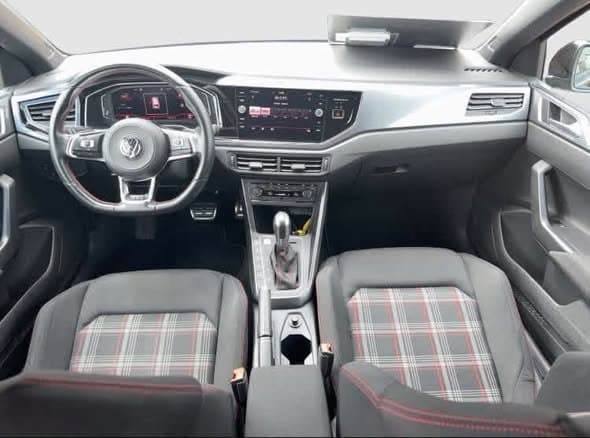 Volkswagen Polo GTI 2.0 TSI DSG