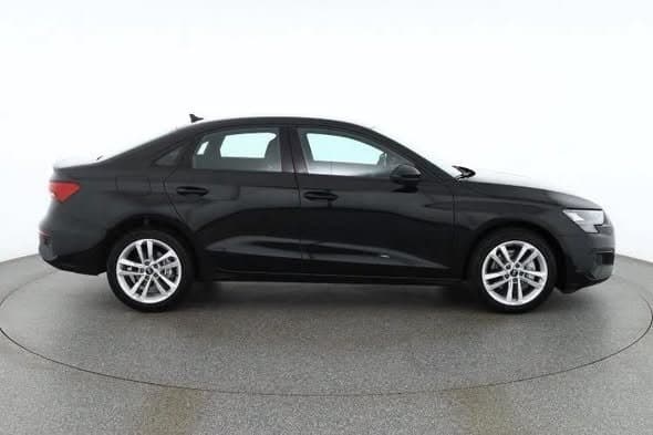 Audi A3 35 TFSI LED Navi ACC Sièges chauffants DAB PDC