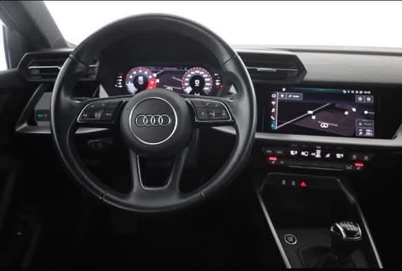 Audi A3 35 TFSI LED Navi ACC Sièges chauffants DAB PDC