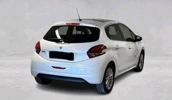 Peugeot 208 Allure 1.2 PureTech
