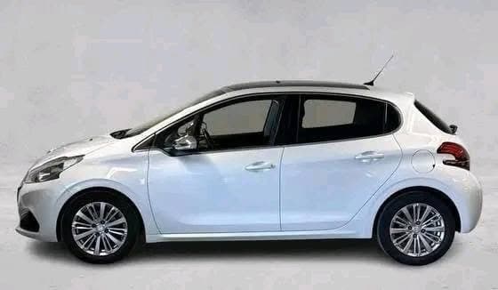 Peugeot 208 Allure 1.2 PureTech
