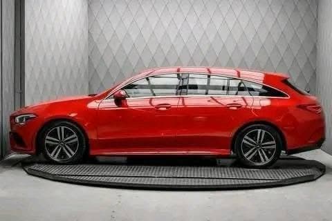 Mercedes-Benz CLA 180 Shooting Brake AMG