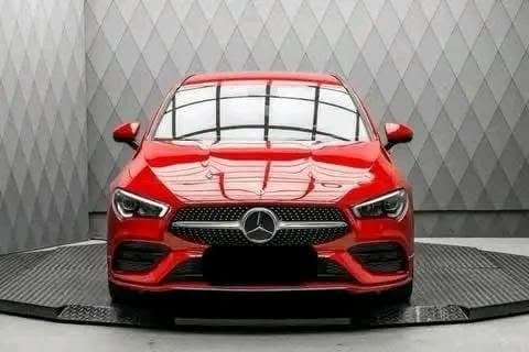 Mercedes-Benz CLA 180 Shooting Brake AMG