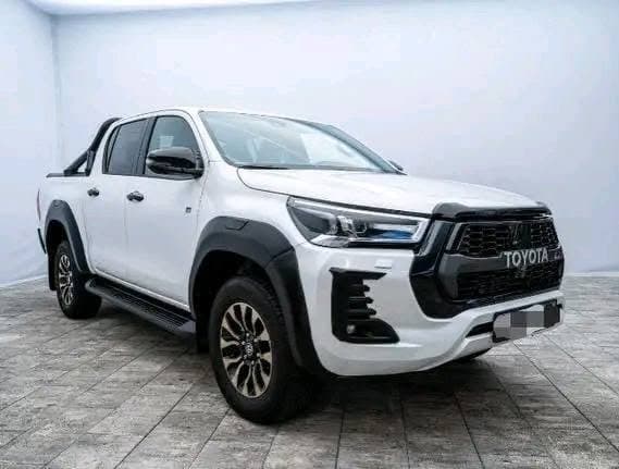 Toyota Hilux 2.8 D4-D GR Sport