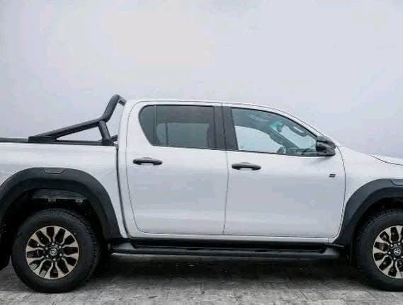 Toyota Hilux 2.8 D4-D GR Sport