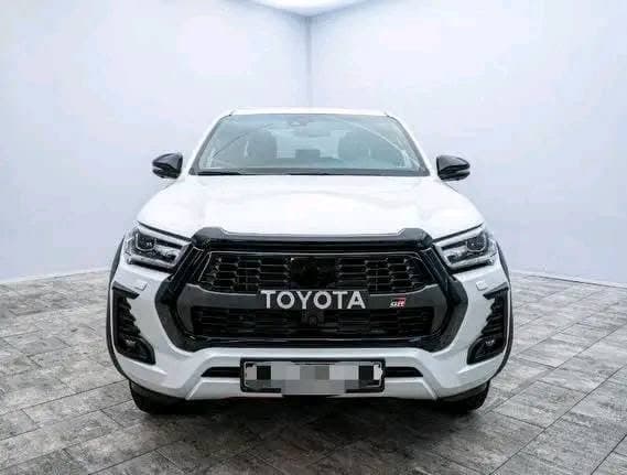 Toyota Hilux 2.8 D4-D GR Sport