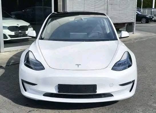 Tesla Model Y Performance AWD