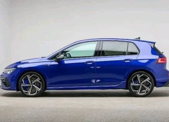 Volkswagen Golf R 4Motion