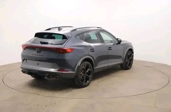 Cupra Formentor e-Hybrid 245